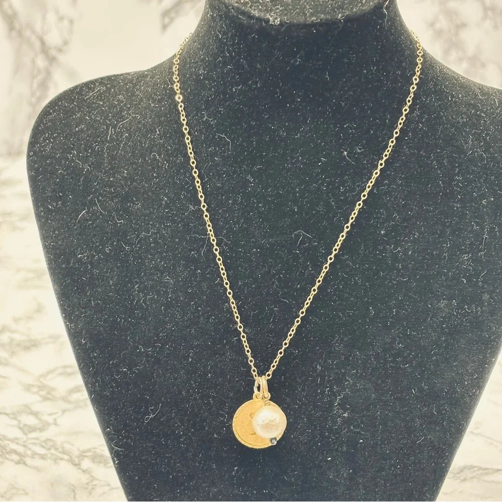 Elegant Gold Necklace with Initial and Pearl